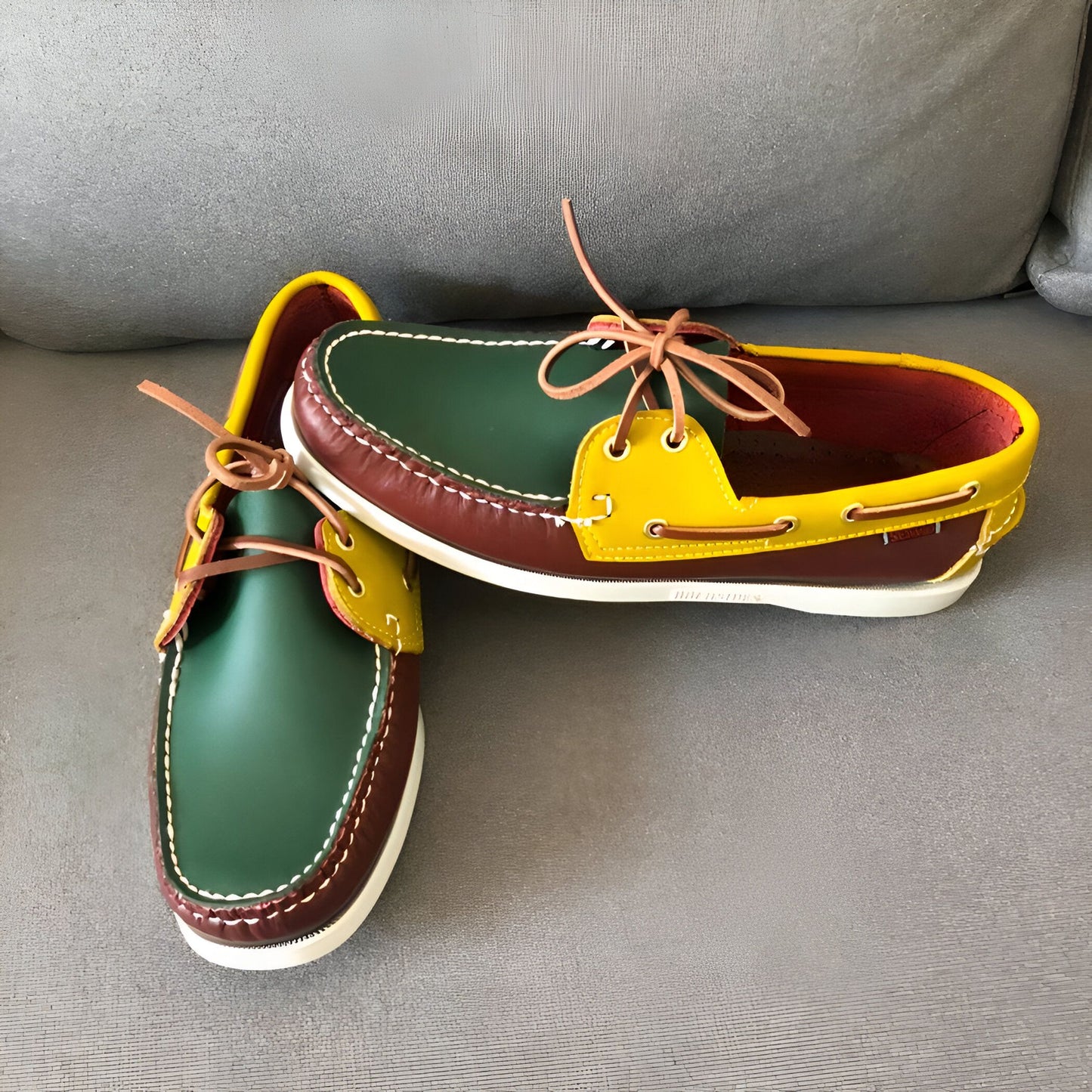 Élégance Mocassins Tricolores Lacets Homme Aspect Cuir