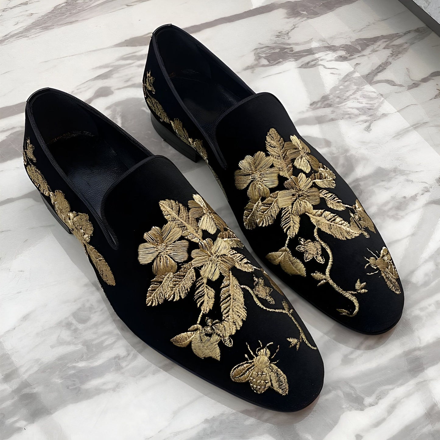 Prestige Mocassins Velours Noir Brodé Floral Doré Homme