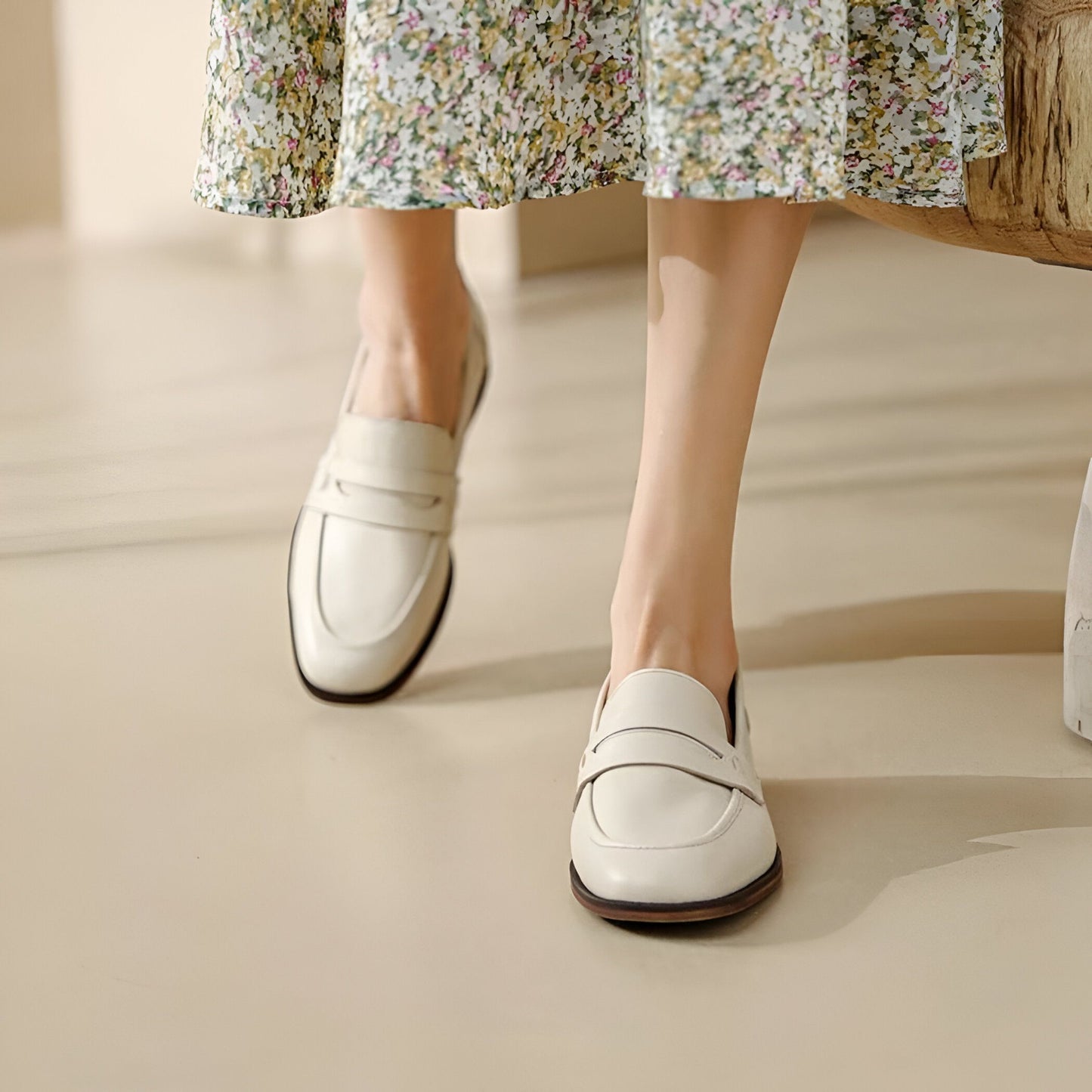 Signature Mocassins Cuir Véritable Beige Semelles Marron