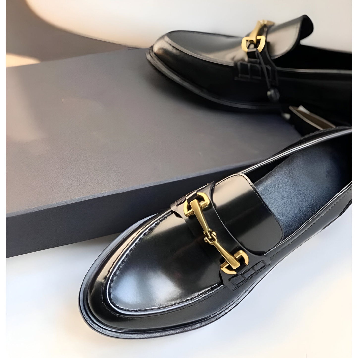 Mocassins Femme Végan Noir – Talon Carré Élégants