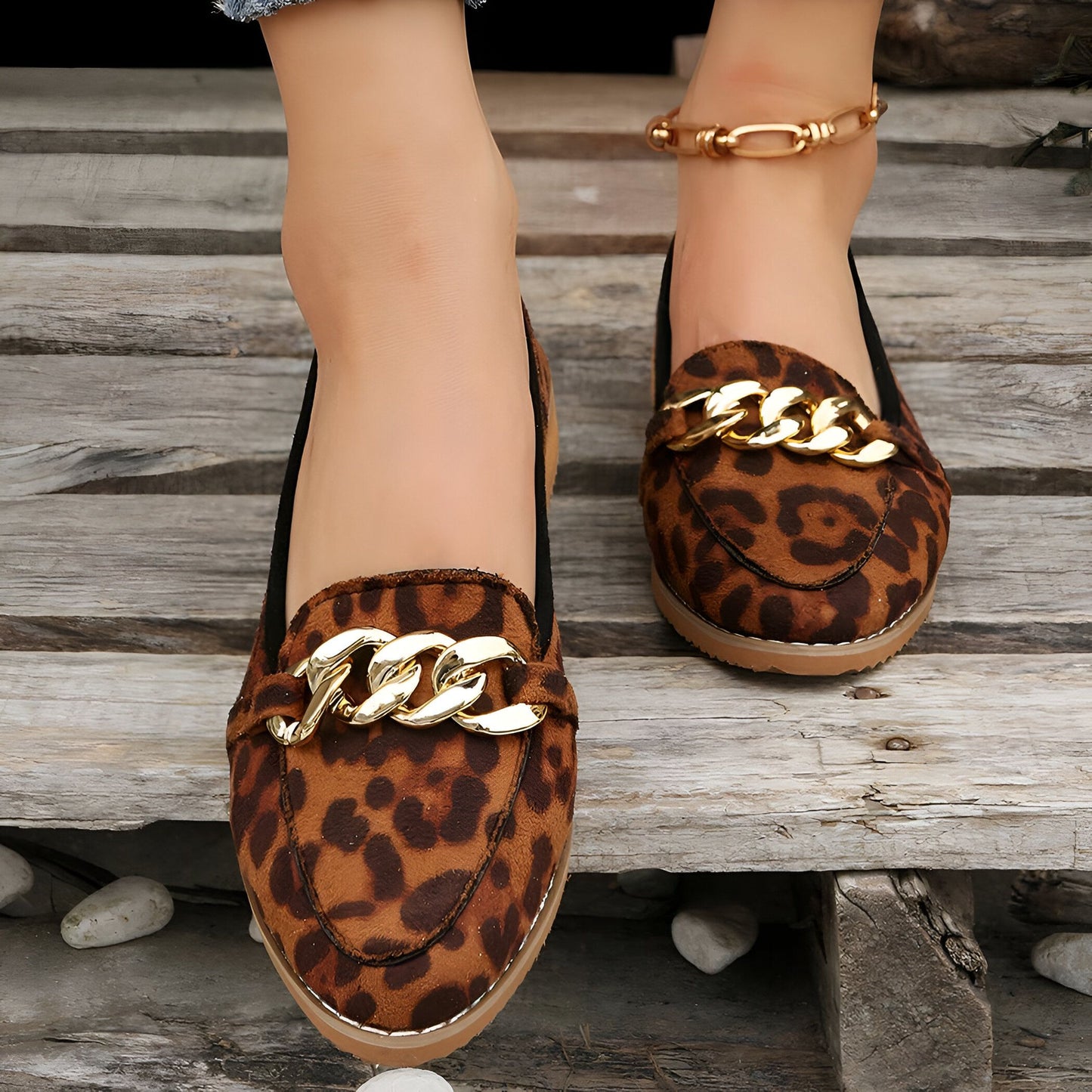 Mocassins Léopard Femme Chaînes Dorées Petit Talon Luxe