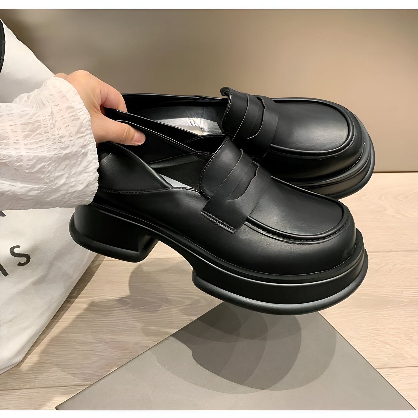 ÉthiqueShop Mocassins Plateforme Cuir Végan Noir Femme
