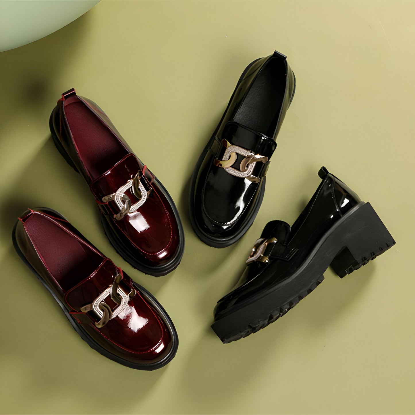 Nova Mocassins Plateforme Femme Chaîne Dorée Bordeaux