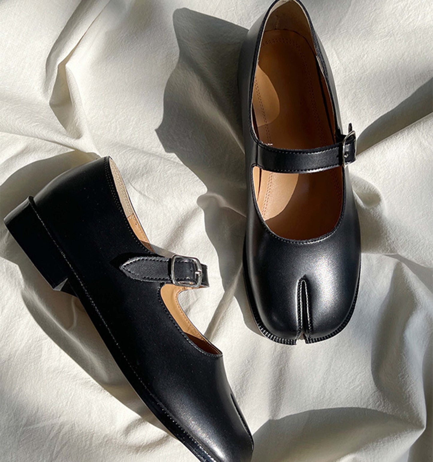LuxeBrand - Ballerines Mary Jane Tabi Cuir Végan Raffiné