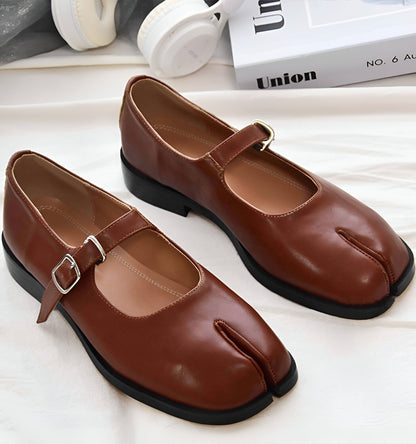 LuxeBrand - Ballerines Mary Jane Tabi Cuir Végan Raffiné