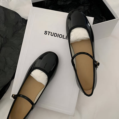 NOVA Ballerines Mocassins Rondes Vernies en Cuir Végan