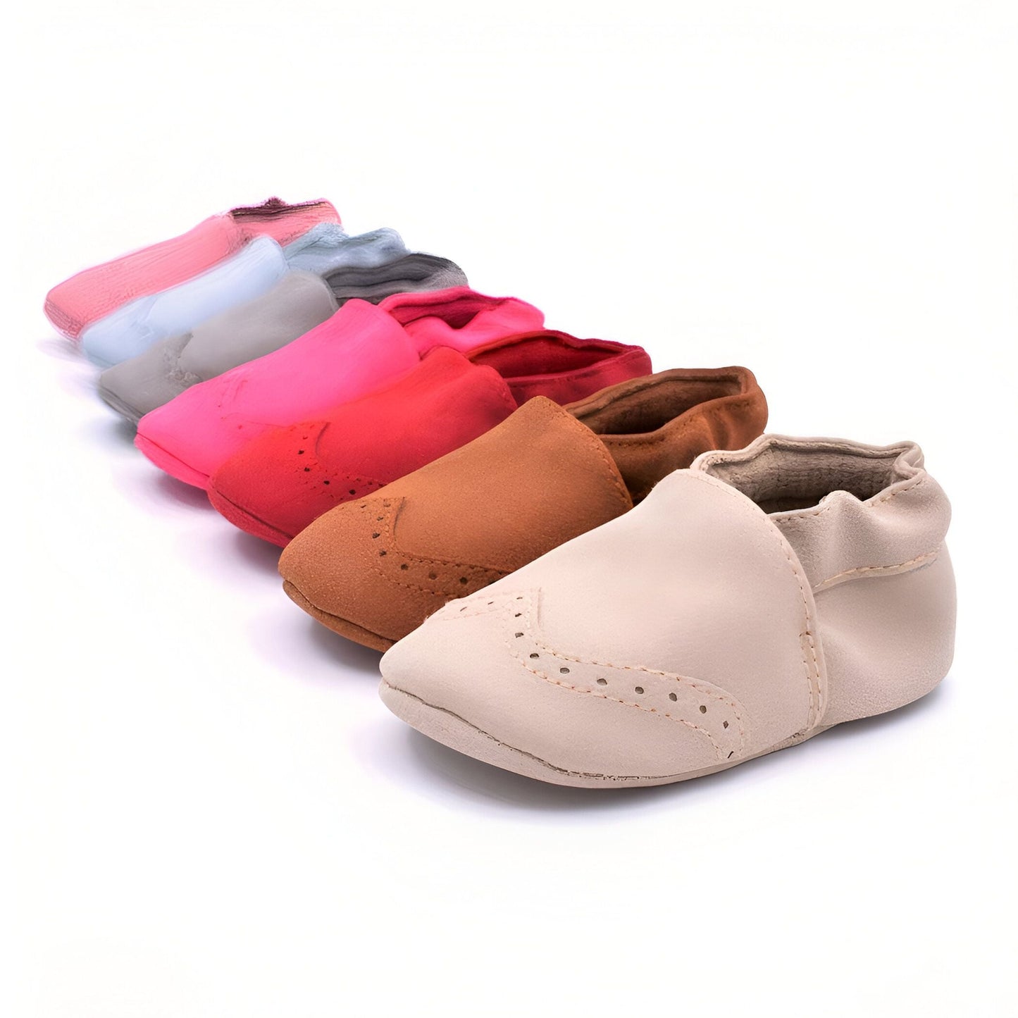 Étoile Chaussons bébé cuir souple avec détails perforés