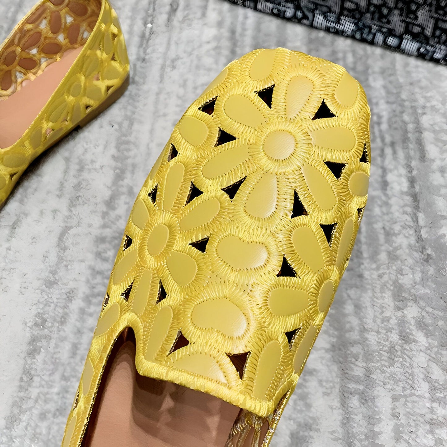 NovaLuxe Mocassins Femme Fleurs Cuir Végan Ajouré