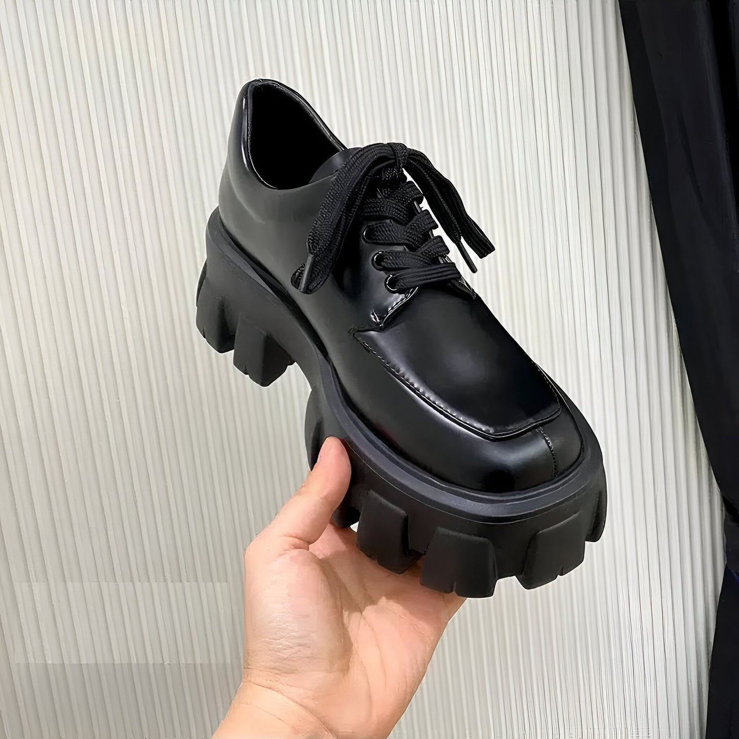 Nova Mocassins plateforme cuir végan style britannique