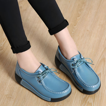 Nova Mocassins compensés femme lacets style bateau