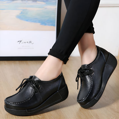 Nova Mocassins compensés femme lacets style bateau