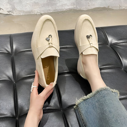 Mocassins Daim Femme : Élégance et Confort Signature
