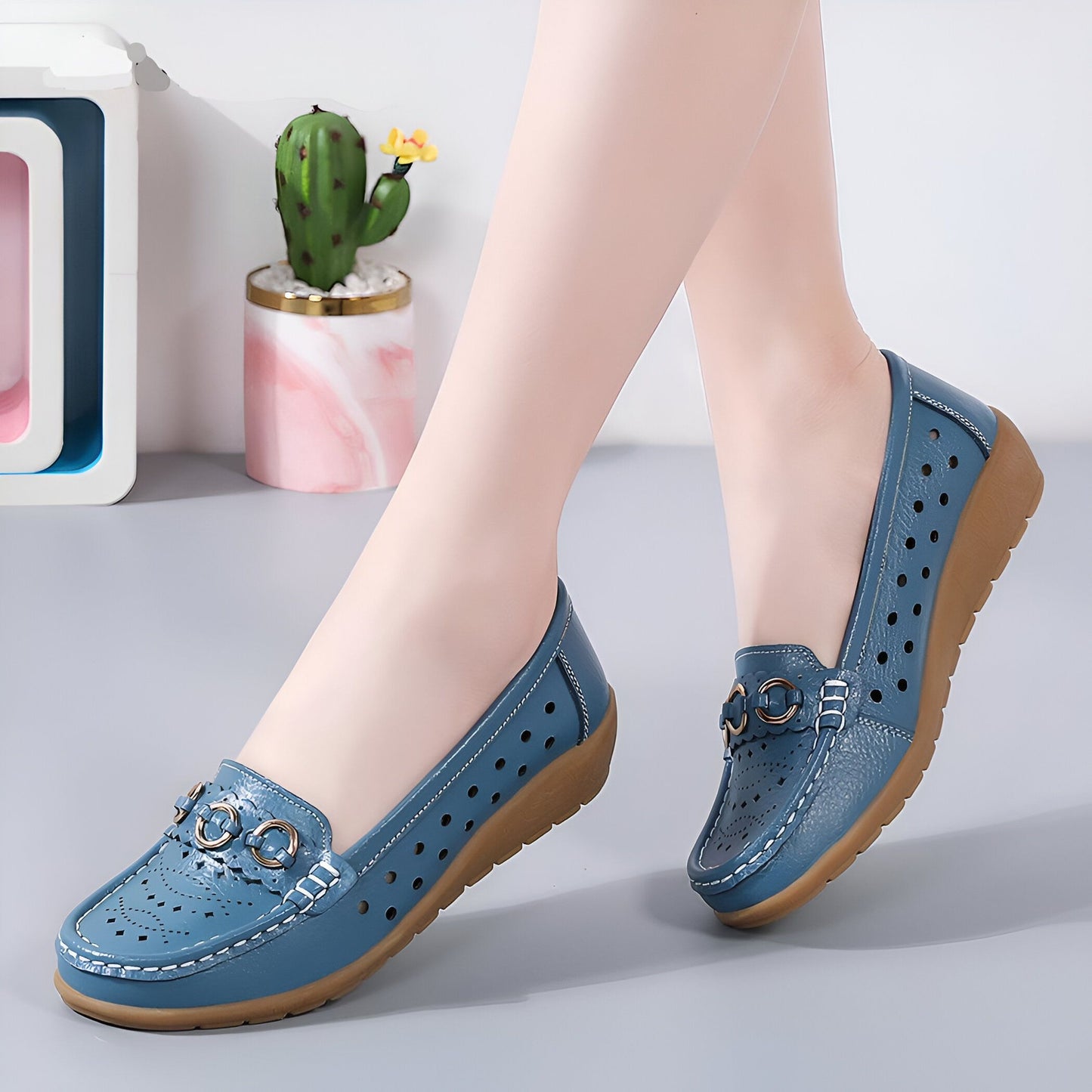 Nova Mocassins compensés ajourés femme, boucles dorées