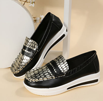 Mocassins Compensés: Effet Basket, Détails Lumineux