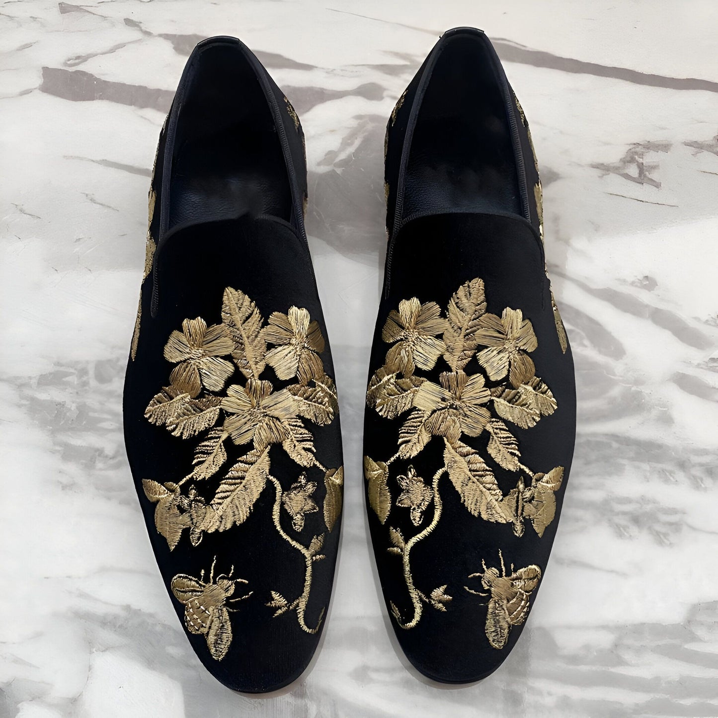 Prestige Mocassins Velours Noir Brodé Floral Doré Homme