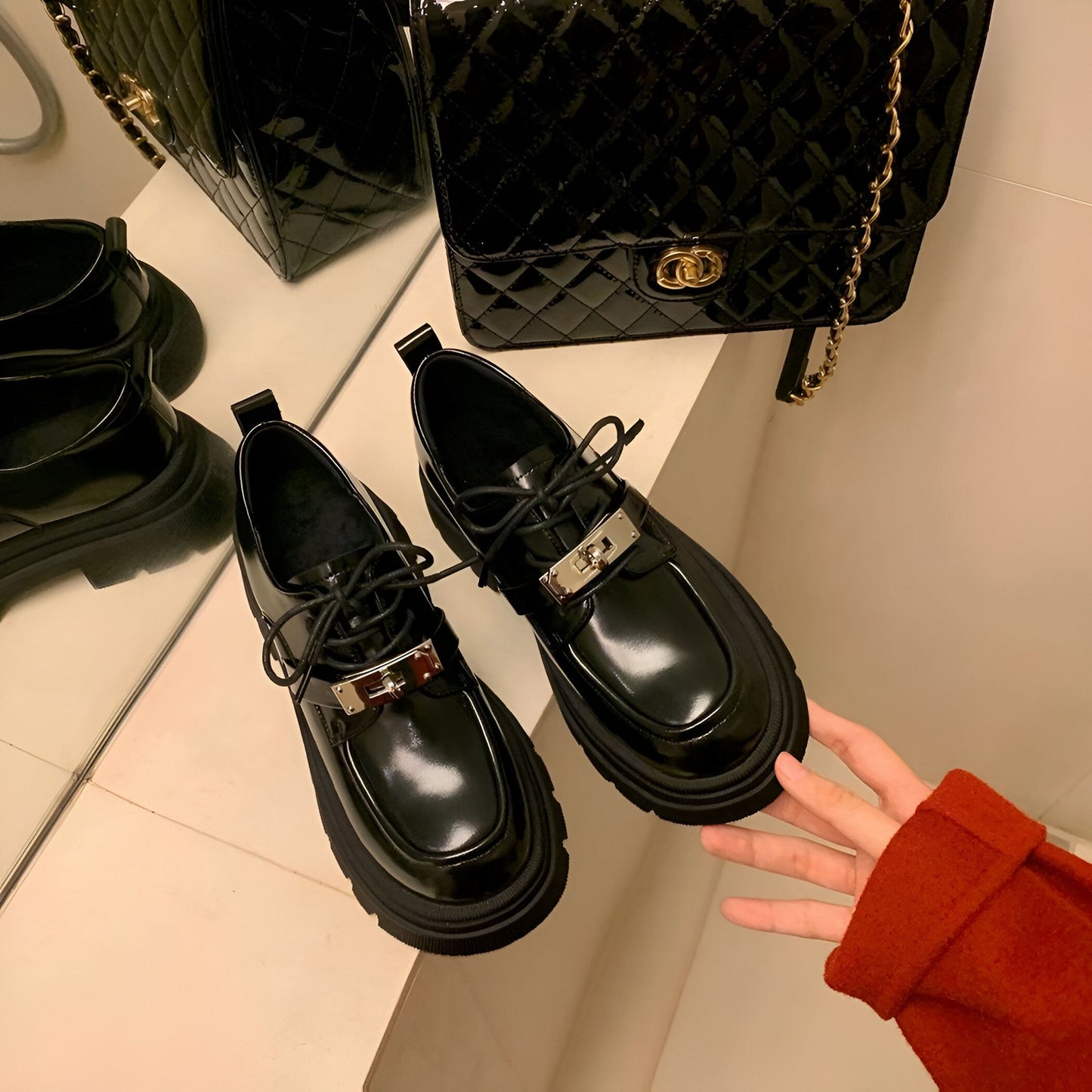 Viva Mocassins Derbies Femme Cuir Noir Semelle Épaisse