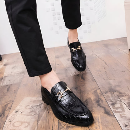 Nova Mocassins cuir végan boucle dorée style crocodile