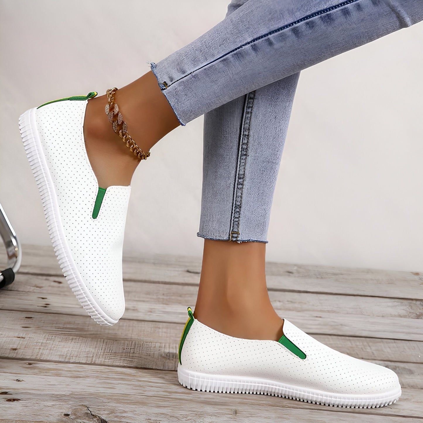 NovaFoot Mocassins Blancs Cuir Végan Perforé Souple