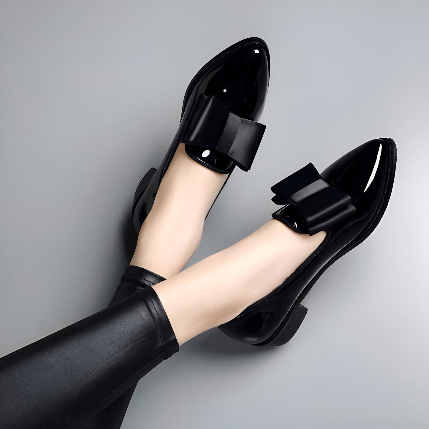Luxe Mocassins Cuir Verni Bout Pointu Nœud Décoratif