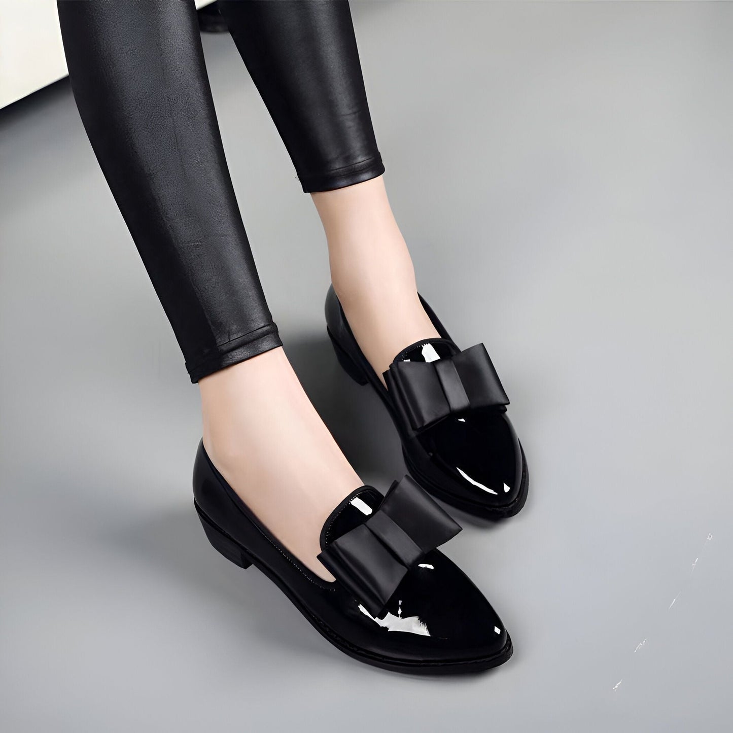 Luxe Mocassins Cuir Verni Bout Pointu Nœud Décoratif