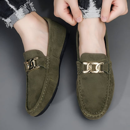 Mocassins Homme en Daim Végan – Boucle Dorée Élégants