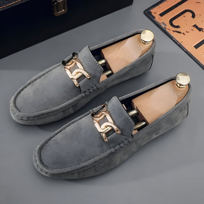 Mocassins Homme en Daim Végan – Boucle Dorée Élégants