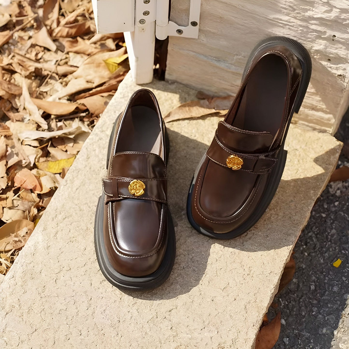 Mocassins Femme - Plateforme Fleur Métallique Élégants