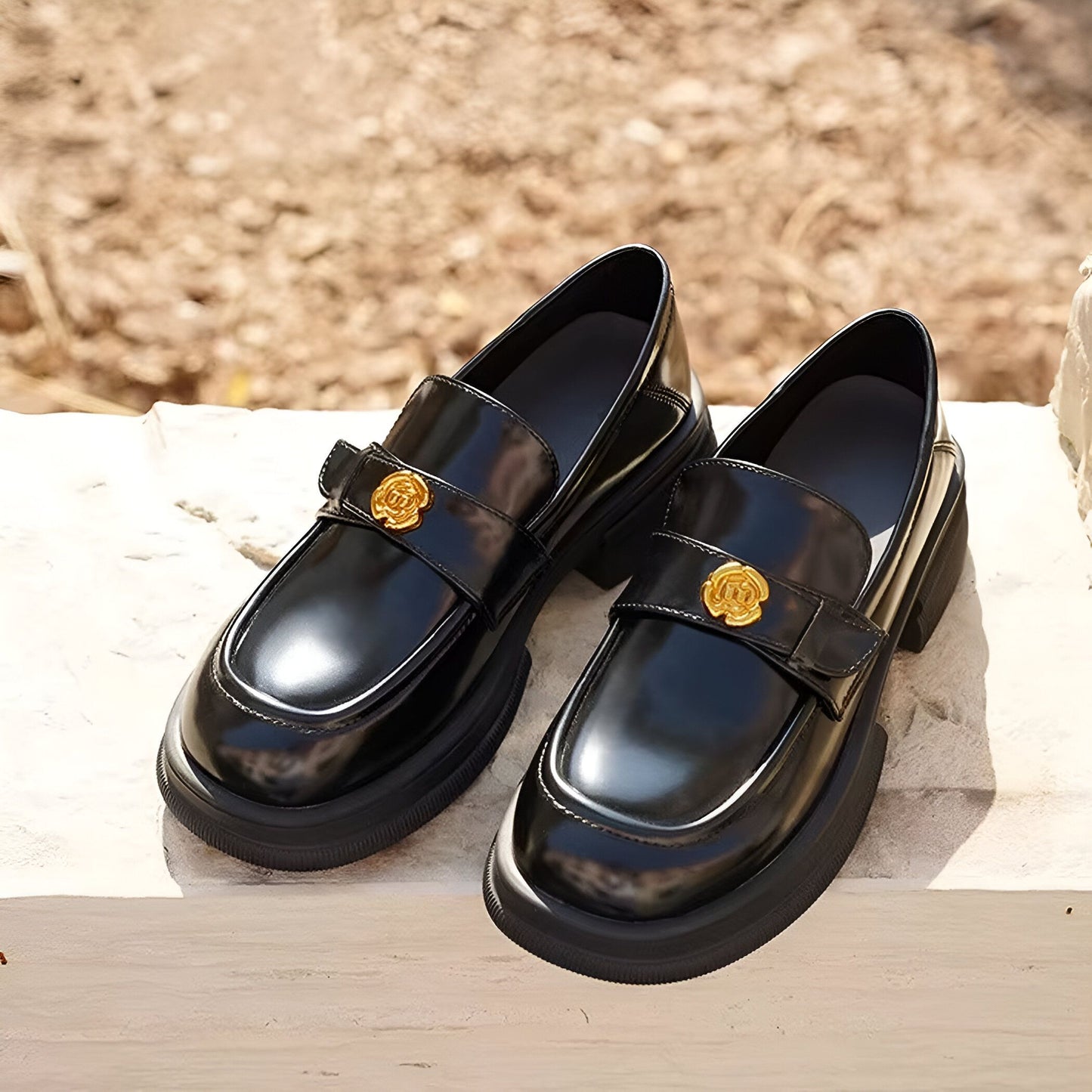 Mocassins Femme - Plateforme Fleur Métallique Élégants