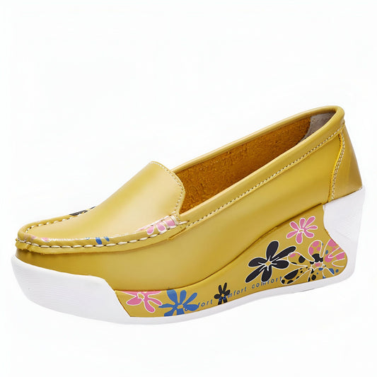 Mocassins Femme Compensés – Motifs Floraux Raffinés