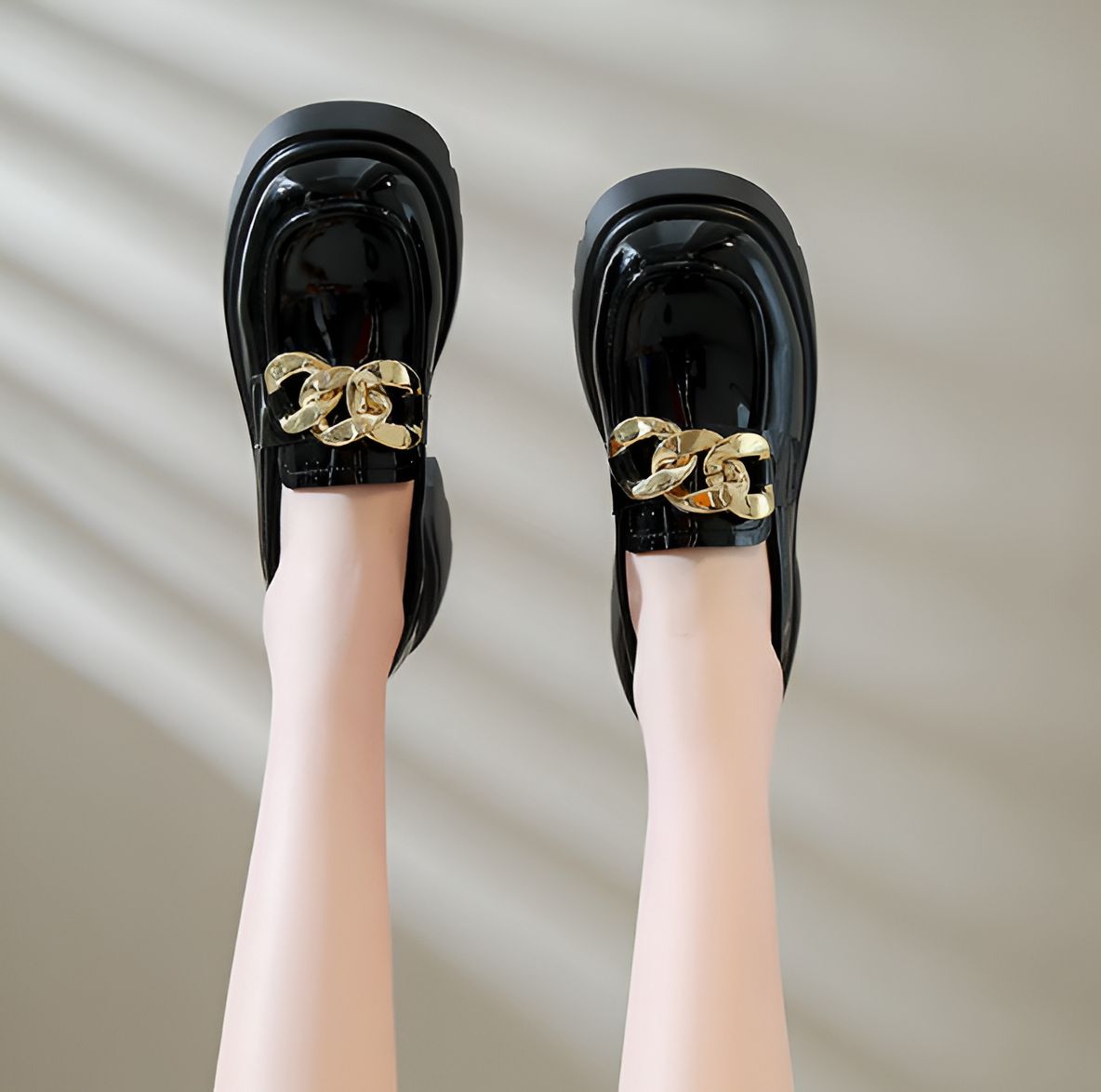 Luxe Mocassins Femme Talon Carré 7cm Orné Chaîne Dorée