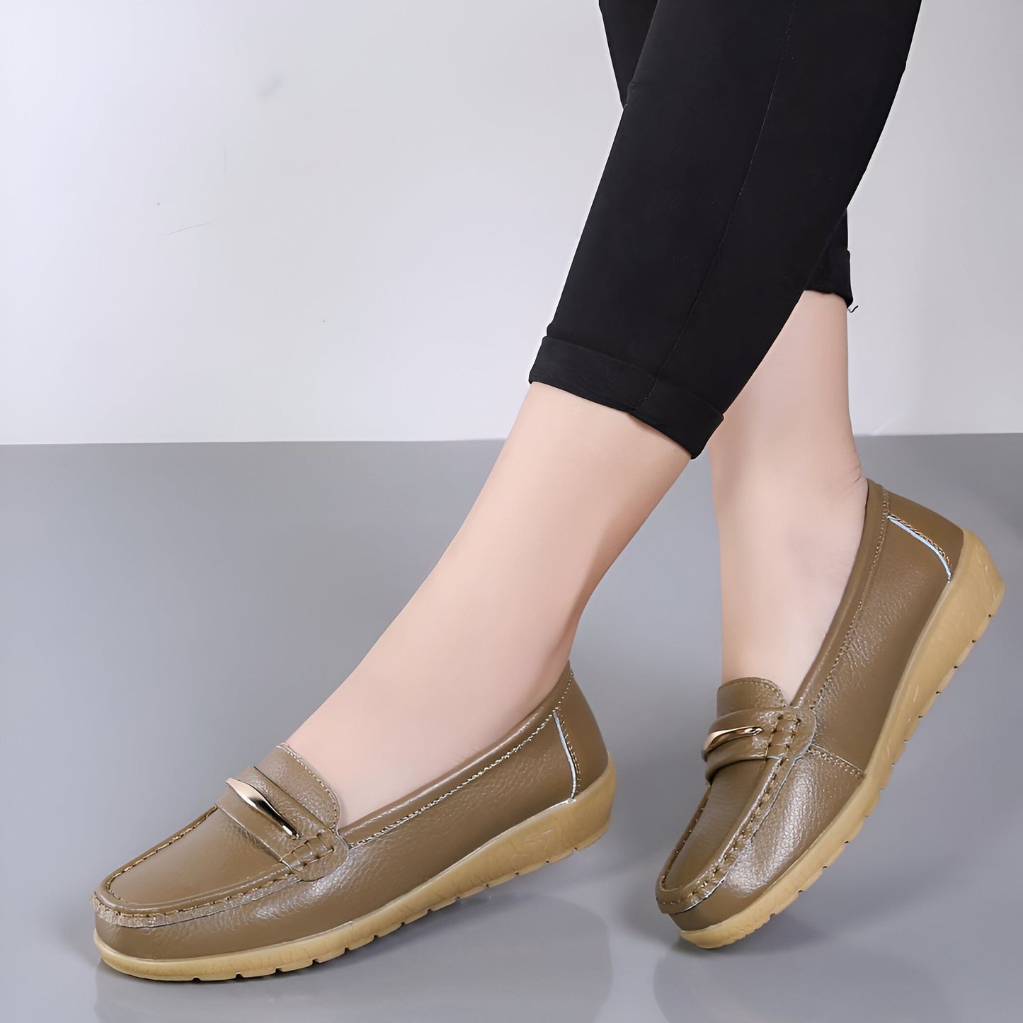 Mocassins Femme Confort Cuir Végan Barrette Métallique®