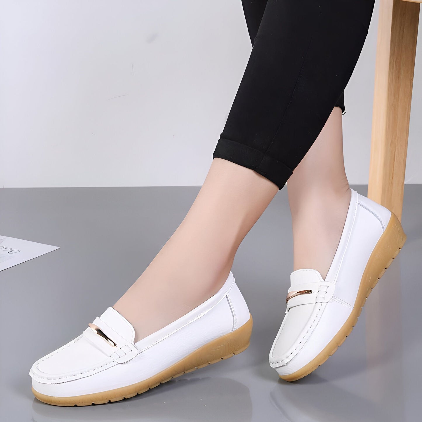 Mocassins Femme Confort Cuir Végan Barrette Métallique®