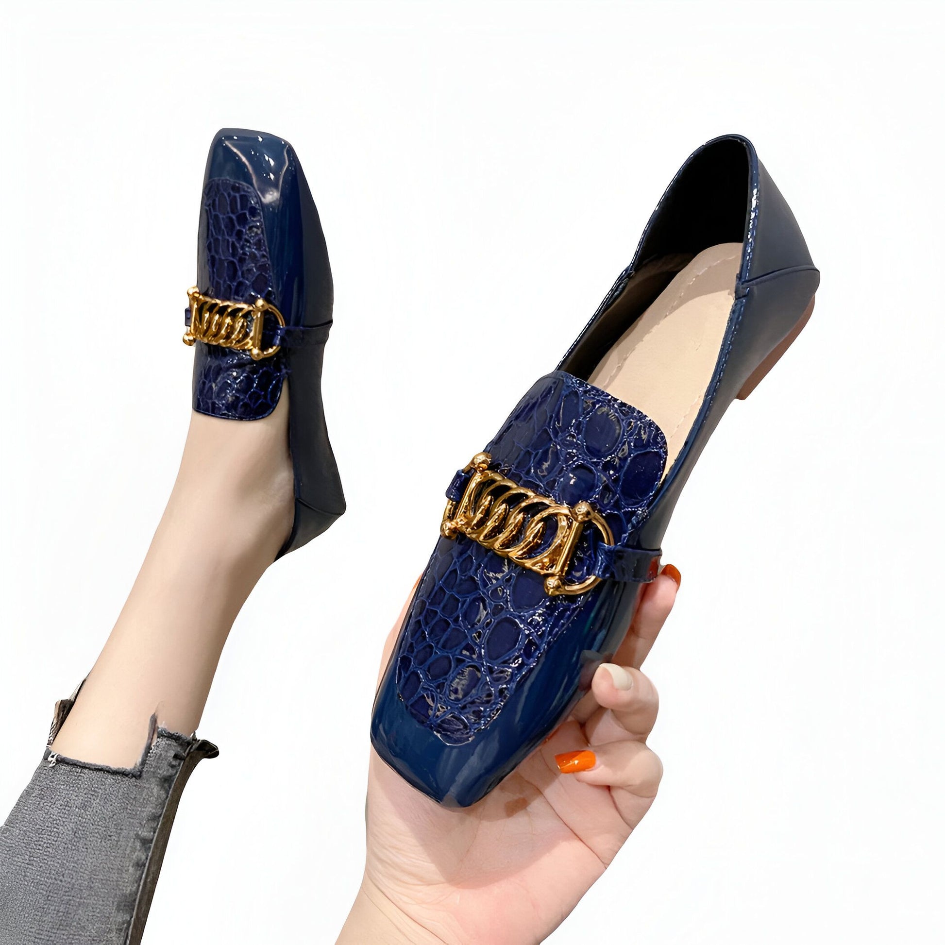 Luxelle Mocassins Femme Cuir Verni Chaîne Dorée