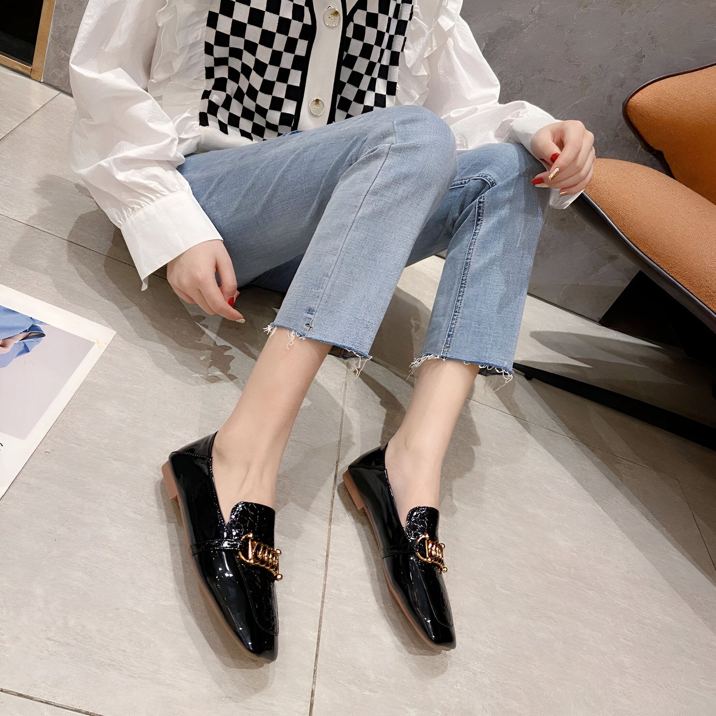 Luxelle Mocassins Femme Cuir Verni Chaîne Dorée