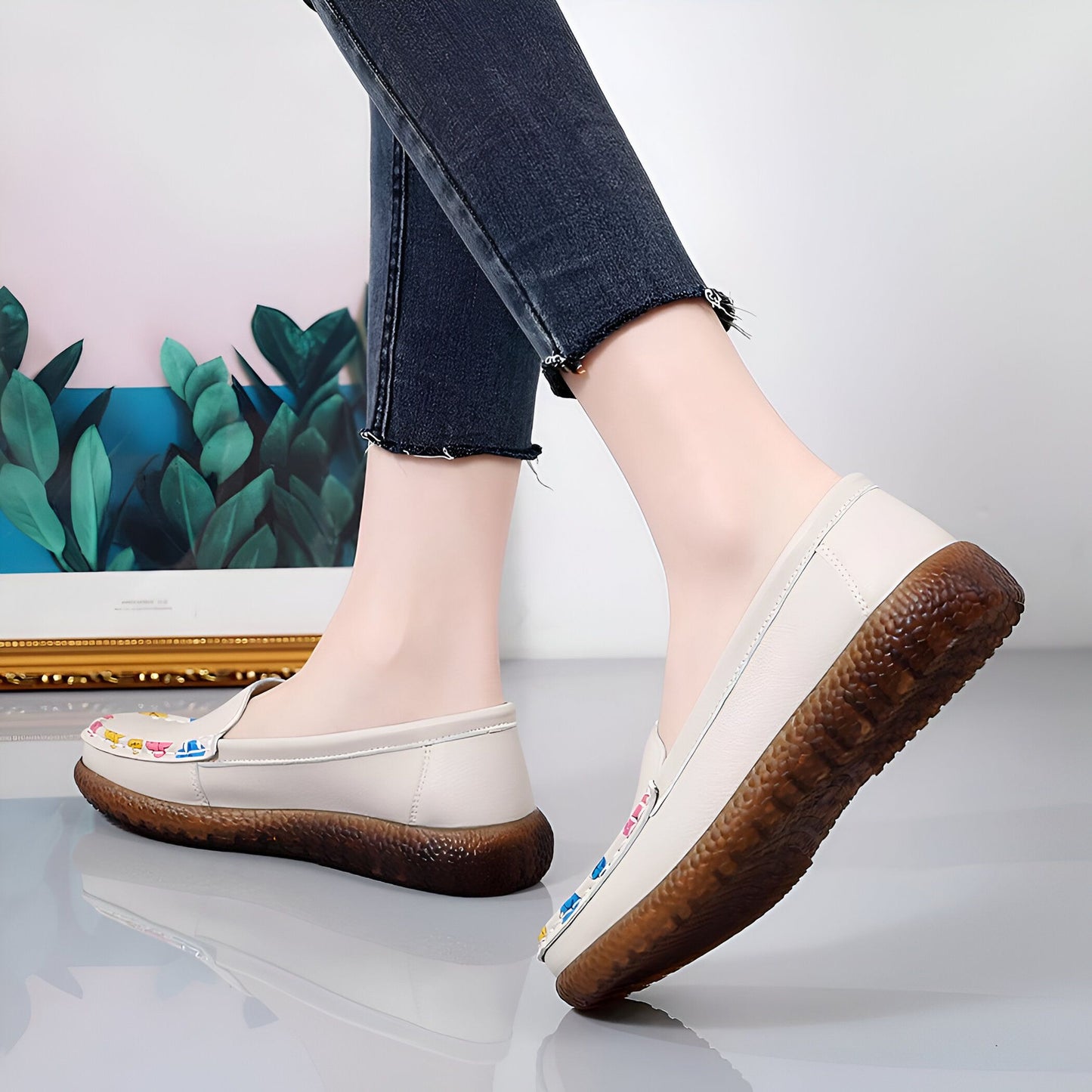 Lumenix Mocassins Femme Noirs - Motifs Floraux Discrets