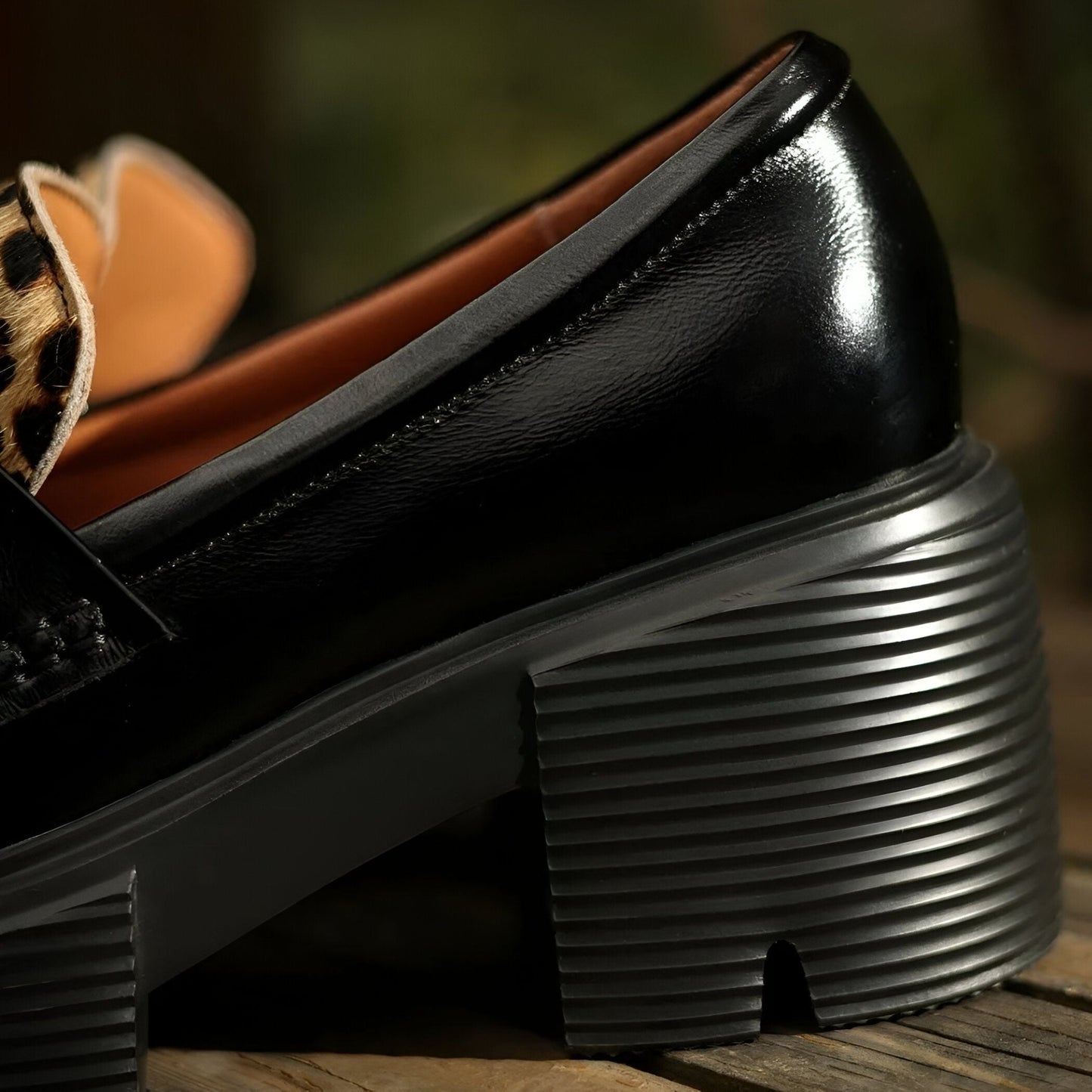 Élégance Mocassins Femme Noirs Léopard & Talon Bloc