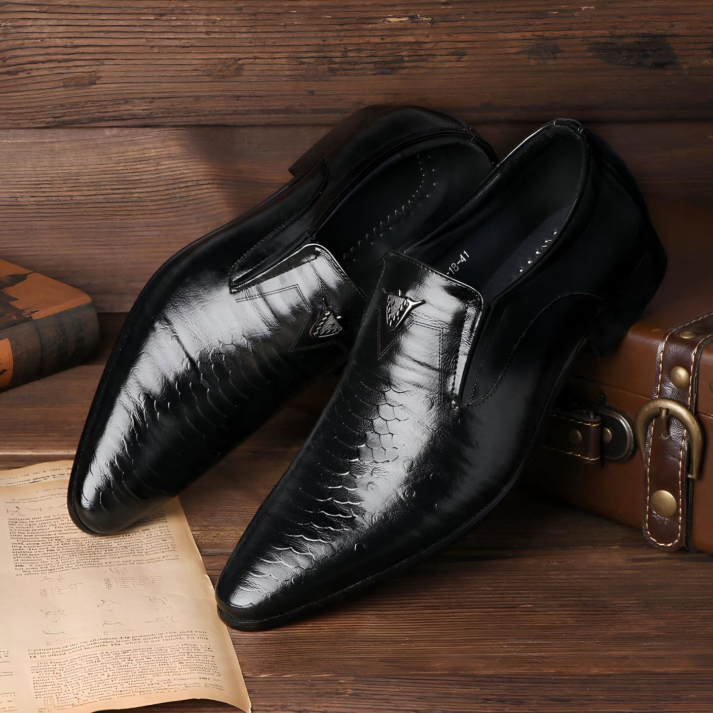 Mocassins Homme Simili Verni Cuir - Motif Serpent