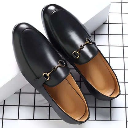 LuxeBrand Mocassins noirs cuir végan boucle dorée