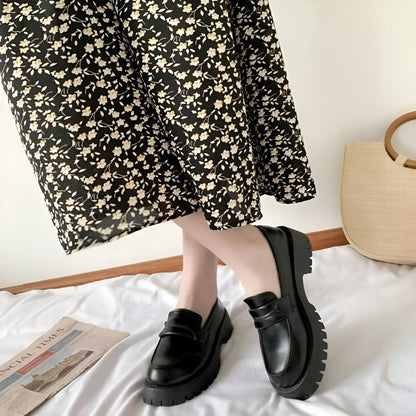 Vogue Mocassins noirs femme talon carré semelle épaisse