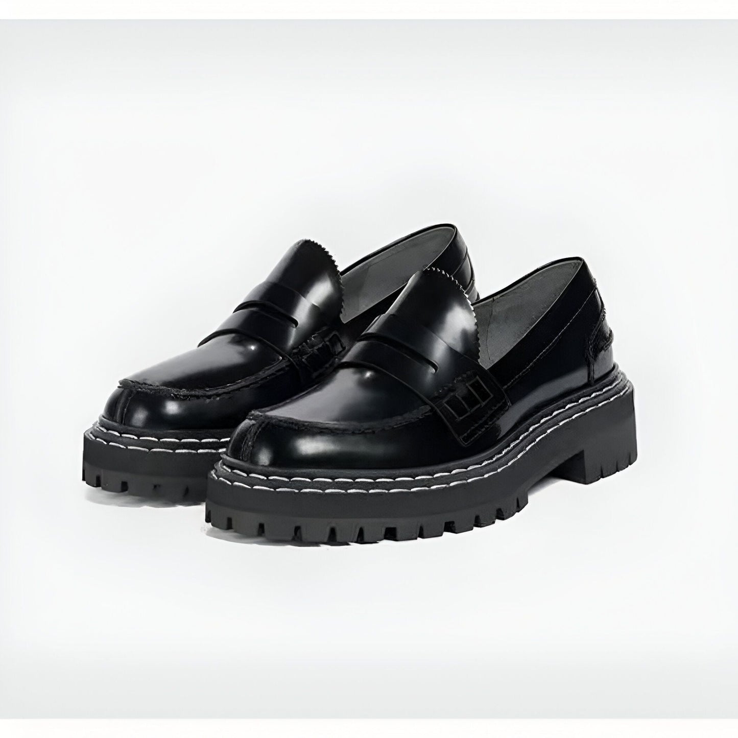 TBMocassins noirs femme semelle épaisse cuir synthétique