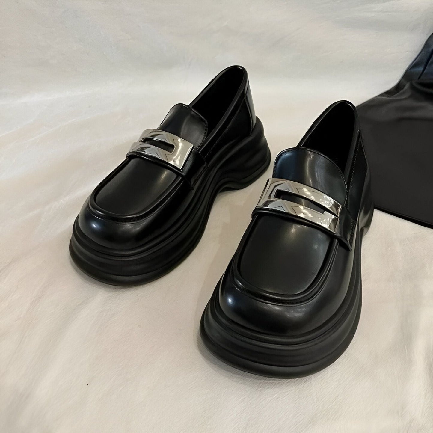 NovaBrand Mocassins plateforme bride argentée confort