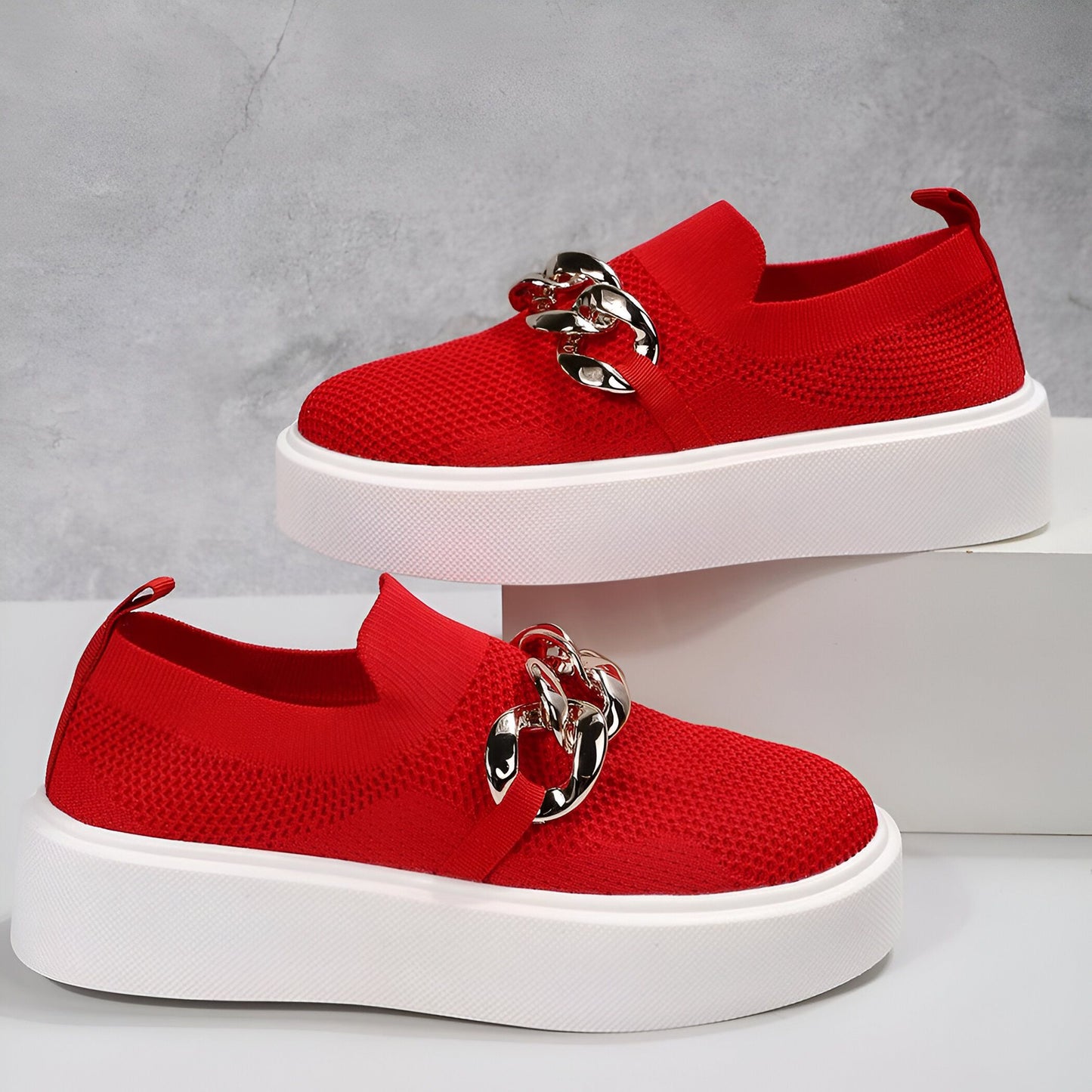 NovaLuxe Mocassins Femme Plateforme Chaîne Métallique