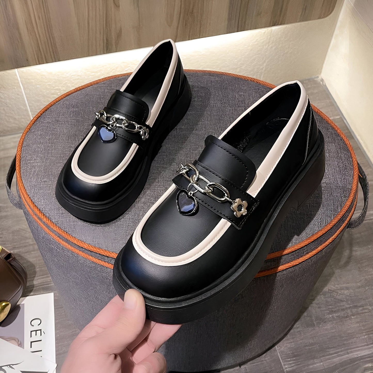 LuxeLine Mocassins plateforme femme chaîne cœur
