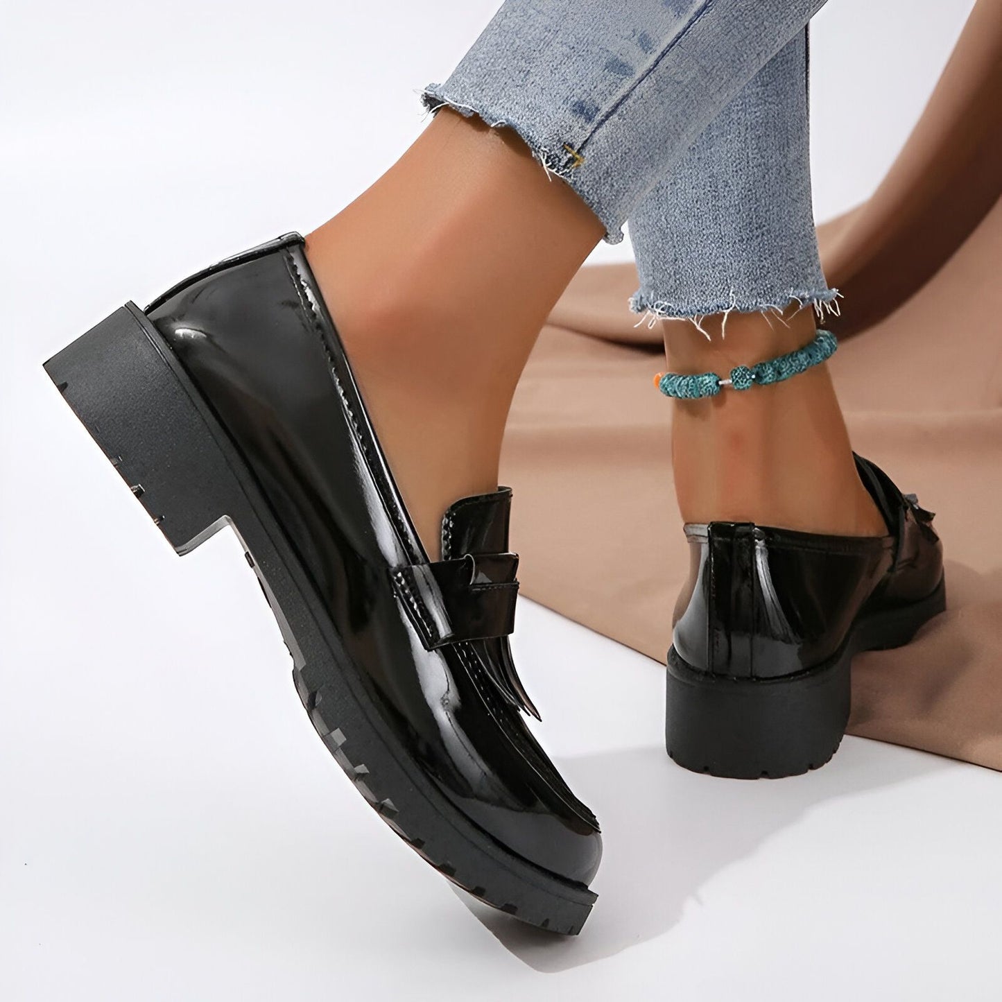 NovaWalk Mocassins vernis femme à franges noir