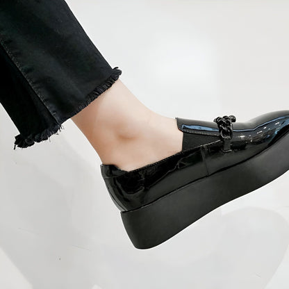 Luxe Mocassins vernis plateforme avec chaîne