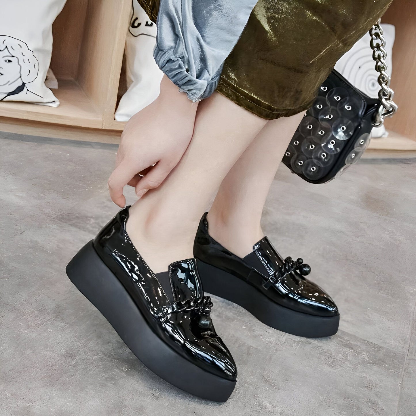 Luxe Mocassins vernis plateforme avec chaîne