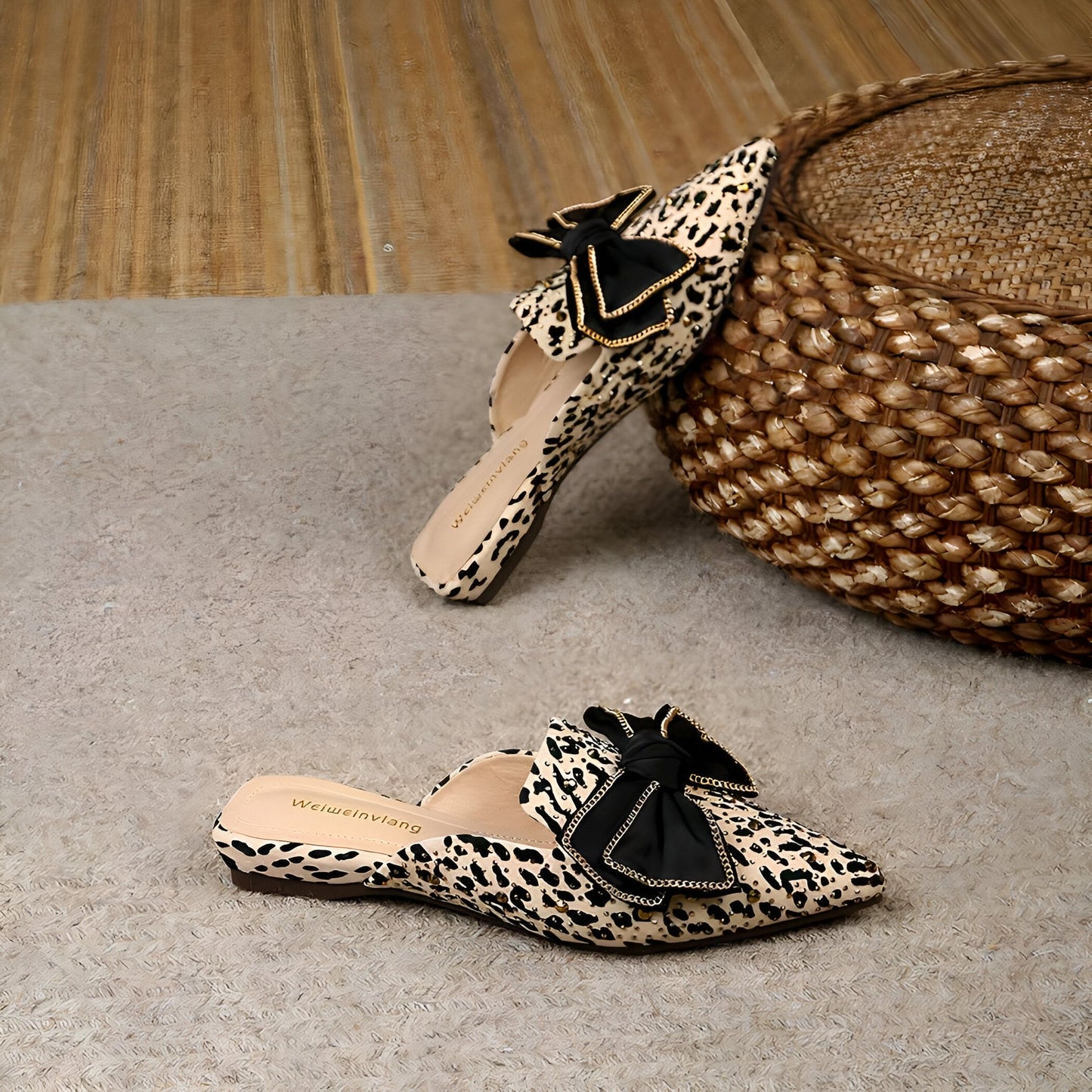 LuxePulse Mules Pointues Femme Léopard avec Nœud